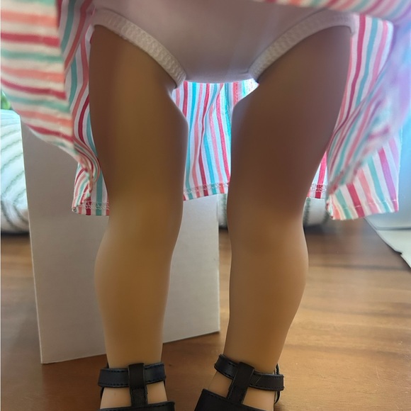 American Girl Doll Maryellen Larkin EUC and book - Picture 12 of 13